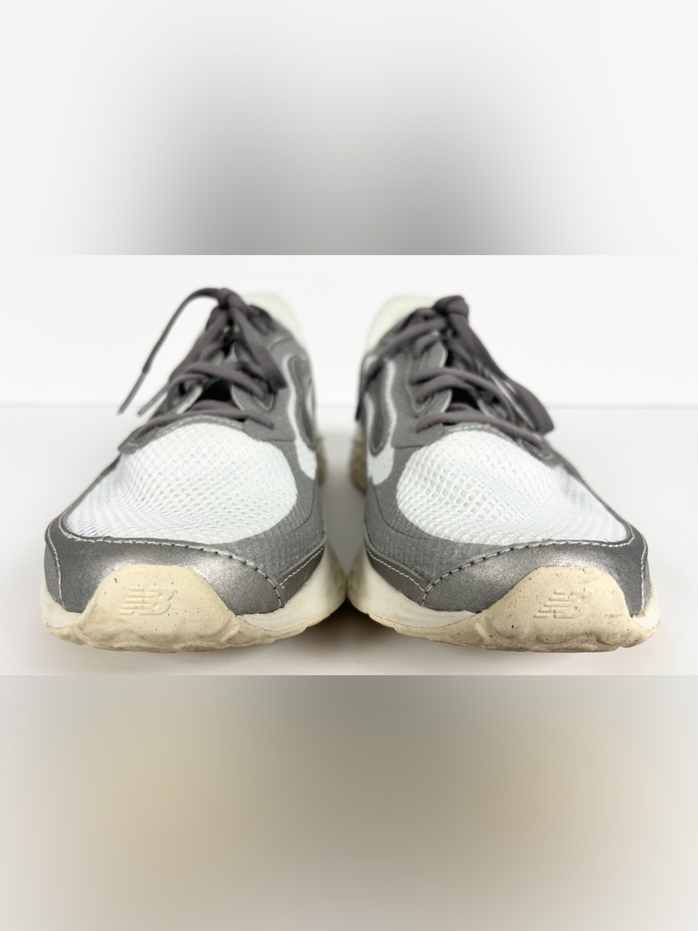 New Balance Fresh Foam Silver Warists Athletic Sneakers - Picture 6 of 8